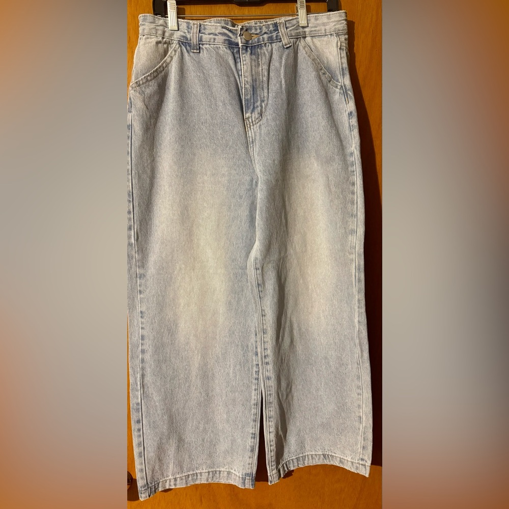 SHEIN Women's Light Gray Straight Jeans